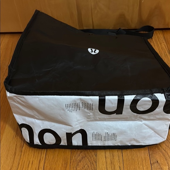 Lululemon Black Tote Bag - Picture 4 of 4